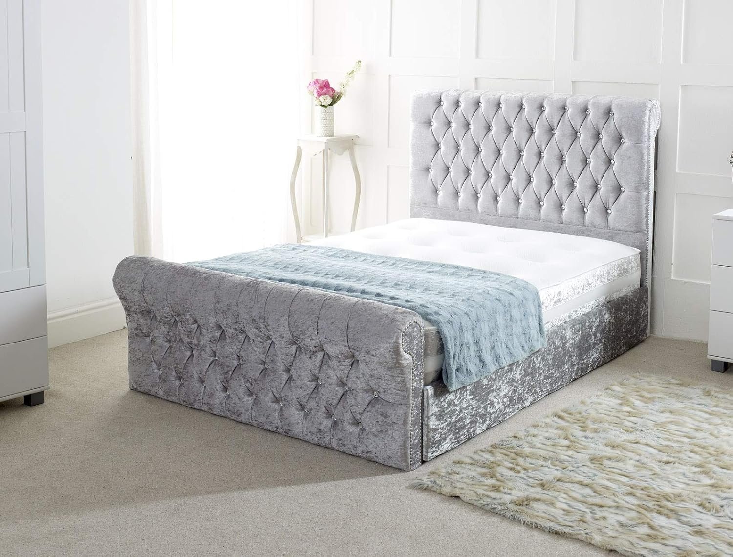 VASAGLE Ottoman Bed with Lift-Up Storage